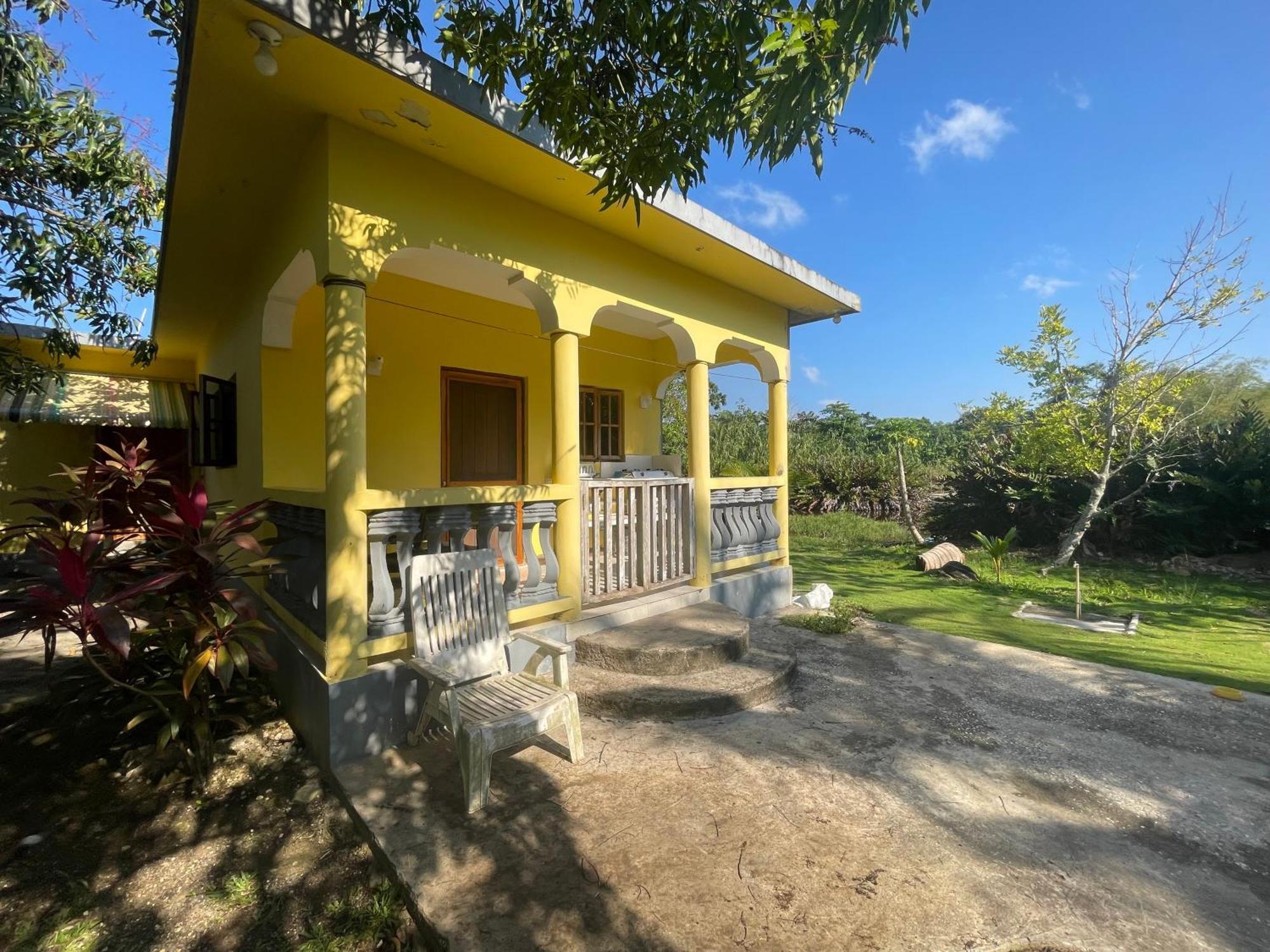 R&V Villa Negril Exterior photo